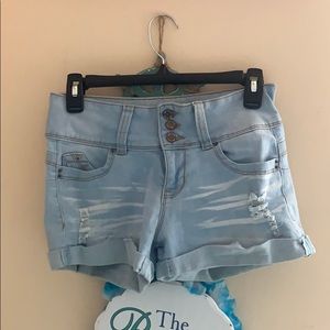 light wash denim stretchy shorts